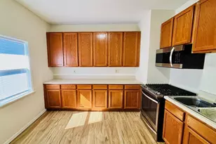 2930 11th St, Rockford, IL 61109 - Photo 6