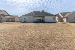 5627 Waters Bend Dr, Belvidere, IL 61008 - Photo 50