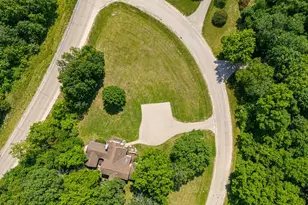 1 Vista Ridge Dr, Galena, IL 61036 - Photo 4