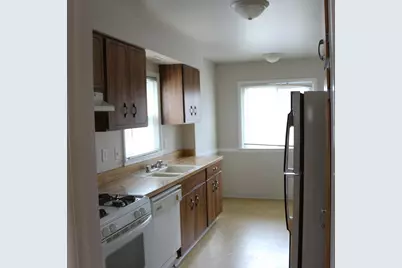 1103 Scottswood, Rockford, IL 61107 - Photo 8