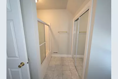 900 Ridgewood Drive, Rockford, IL 61107 - Photo 24