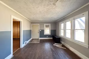 136 Lexington Ave, Rockford, IL 61102 - Photo 8