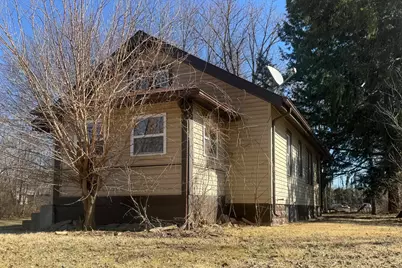 136 Lexington Avenue, Rockford, IL 61102 - Photo 2