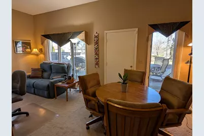 3447 Daren Drive, Freeport, IL 61032 - Photo 6
