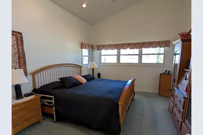 3447 Daren Drive, Freeport, IL 61032 - Photo 18