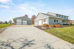3028 S Golf Rd, Stockton, IL 61085 - Photo 6