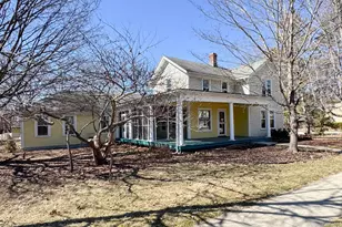 428 N Prairie, Rockton, IL 61072 - Photo 2