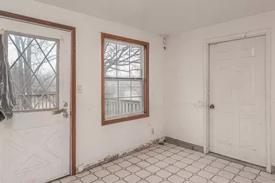 1120 Ogilby Road, Rockford, IL 61102 - Photo 2