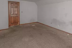 1120 Ogilby Rd, Rockford, IL 61102 - Photo 16