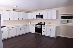 2808 Elisha Ave, Zion, IL 60099 - Photo 18