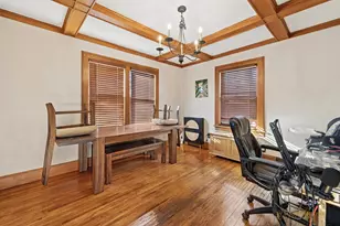 318 Logan St, Rockford, IL 61103 - Photo 4