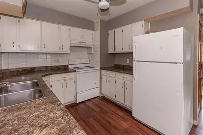 2107 22nd Street, Rockford, IL 61108 - Photo 8
