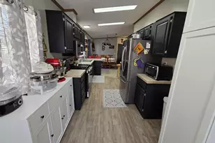 8686 Dutch Elm Ct, Roscoe, IL 61073 - Photo 10