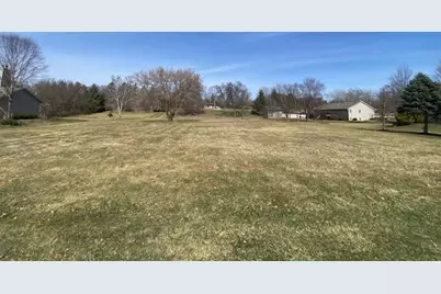 11831 Bowen Parkway, Roscoe, IL 61073 - Photo 4