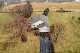 186 Lake Summerset Rd, Davis, IL 61019 - Photo 2