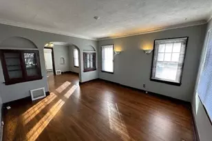 1022 15th St, Rockford, IL 61103 - Photo 8