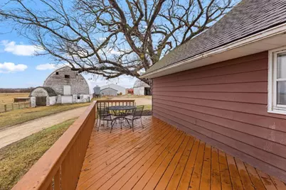 16398 Rock Grove Road, Durand, IL 61024 - Photo 4