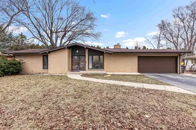 1303 Campus Hill Drive, Rockford, IL 61103 - Photo 1