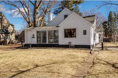 3439 Latham Street, Rockford, IL 61103 - Photo 2