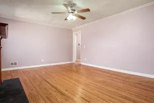 3439 Latham St, Rockford, IL 61103 - Photo 8