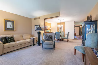 2917 Brookview Drive #Unit 1, Freeport, IL 61032 - Photo 10
