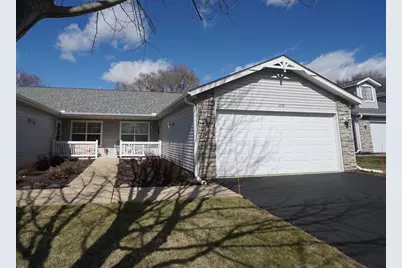 6520 Oak Crest Lane, Loves Park, IL 61111 - Photo 1