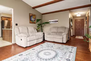 1570 Featherstone Rd, Rockford, IL 61107 - Photo 20