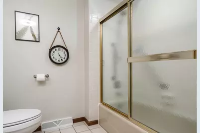 1570 Featherstone Road, Rockford, IL 61107 - Photo 36