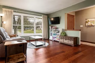 1570 Featherstone Rd, Rockford, IL 61107 - Photo 14