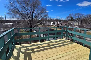 1173 W Pleasant St, Freeport, IL 61032 - Photo 20