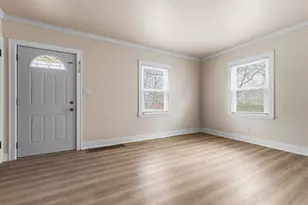 1615 Warren Rd, Rockford, IL 61108 - Photo 4