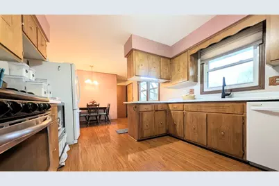 5790 Ada Drive, Roscoe, IL 61073 - Photo 8