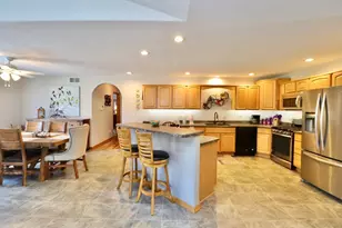 10107 Atwood Rd, Roscoe, IL 61073 - Photo 4