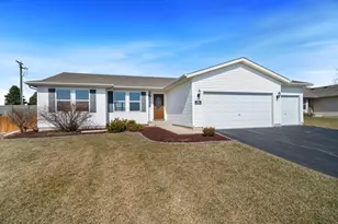 6928 Tupelo Rd, Loves Park, IL 61111 - Photo 1