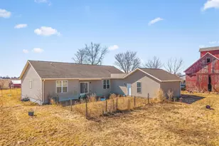 13980 US 52 Hwy, Polo, IL 61064 - Photo 38