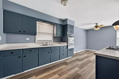 5870 Garrett Lane, Rockford, IL 61107 - Photo 10