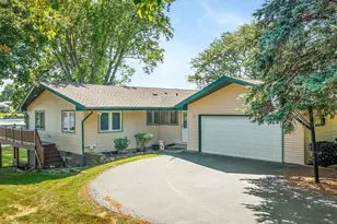 840 Breckenboro Dr, Lake Summerset, IL 61019 - Photo 1