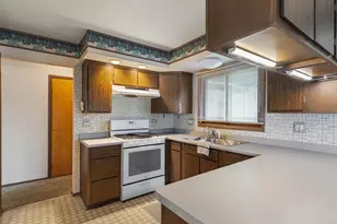 840 Breckenboro Dr, Lake Summerset, IL 61019 - Photo 16