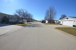 5634 Buttercup Ln, Machesney Park, IL 61115 - Photo 30