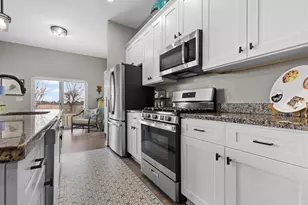 4144 Trimble Ln, Rockford, IL 61102 - Photo 10