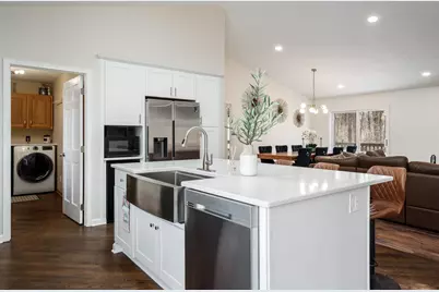 348 Indian Trail, Rockton, IL 61072 - Photo 8