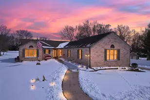 6843 Red Oak Ln, Garden Prairie, IL 61038 - Photo 2