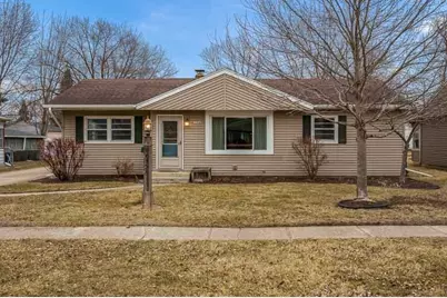 6125 John Street, Loves Park, IL 61111 - Photo 2