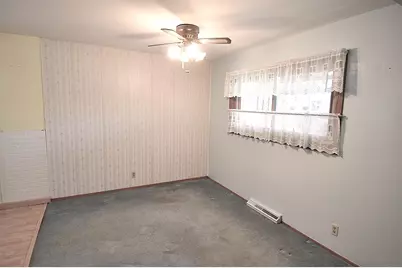 2807 Ashbrook Drive, Rockford, IL 61109 - Photo 8