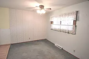 2807 Ashbrook Dr, Rockford, IL 61109 - Photo 8