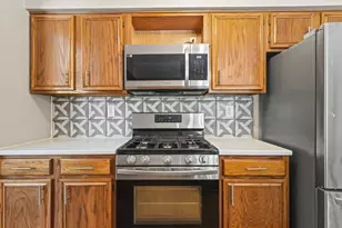 6346 Smoke Tree Cir, Roscoe, IL 61073 - Photo 12