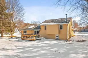 6346 Smoke Tree Cir, Roscoe, IL 61073 - Photo 36