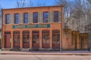 334 Spring St, Galena, IL 61036 - Photo 2