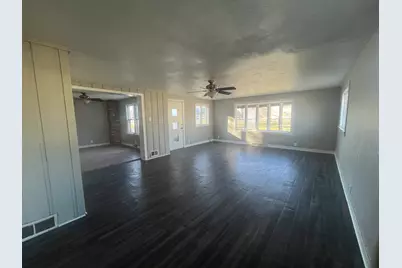 1470 S Demeter Drive, Freeport, IL 61032 - Photo 2