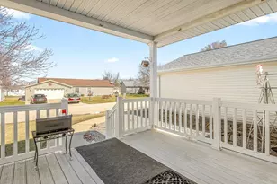 5647 Lidden Ln, Machesney Park, IL 61115 - Photo 6